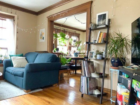 48 Cleveland St, Arlington