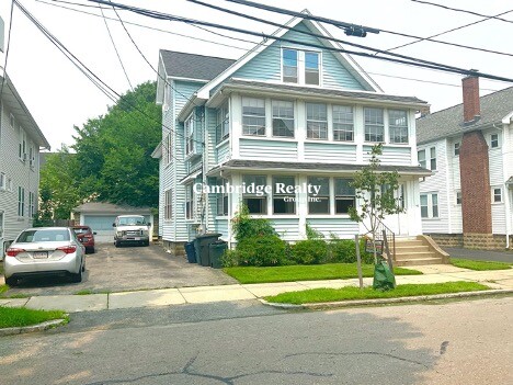 48 Cleveland St, Arlington