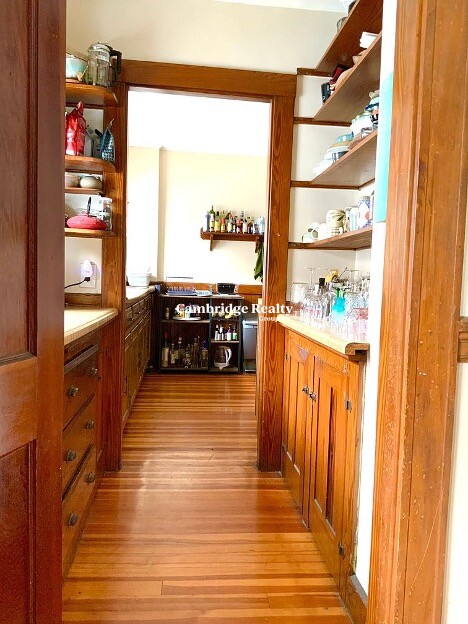 48 Cleveland St, Arlington