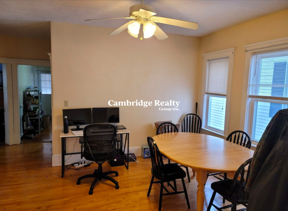 125 Hillsdale Rd, Powderhouse