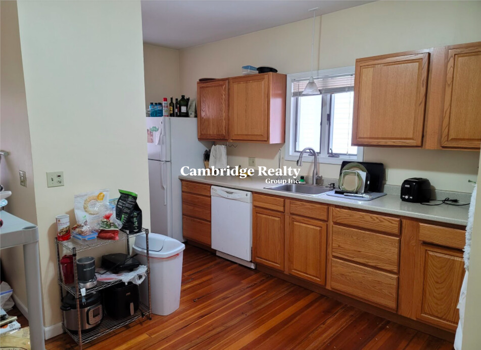 125 Hillsdale Rd, Powderhouse