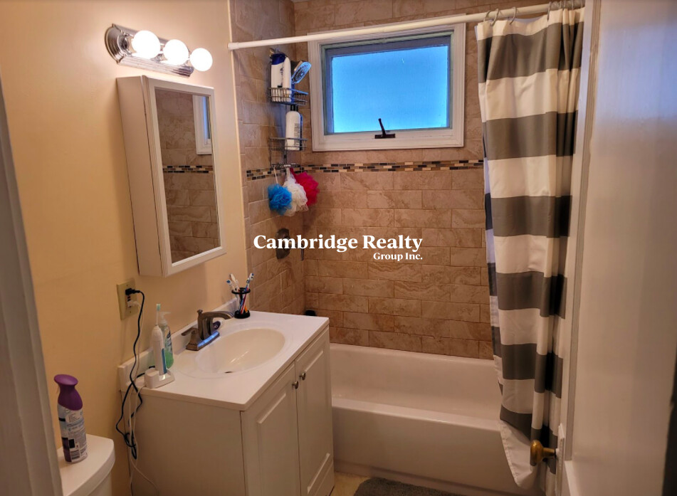 125 Hillsdale Rd, Powderhouse