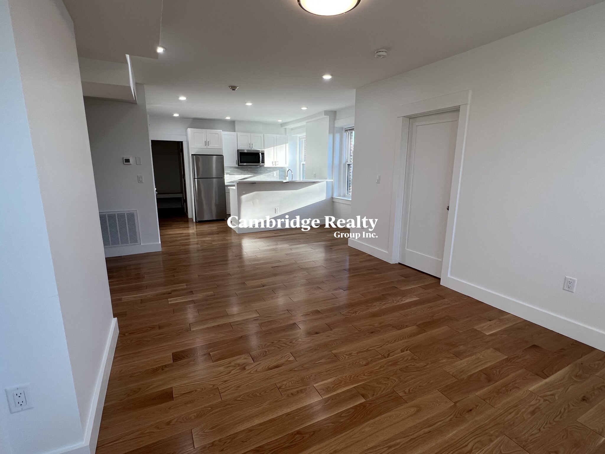 406 Columbia St, Wellington-Harrington