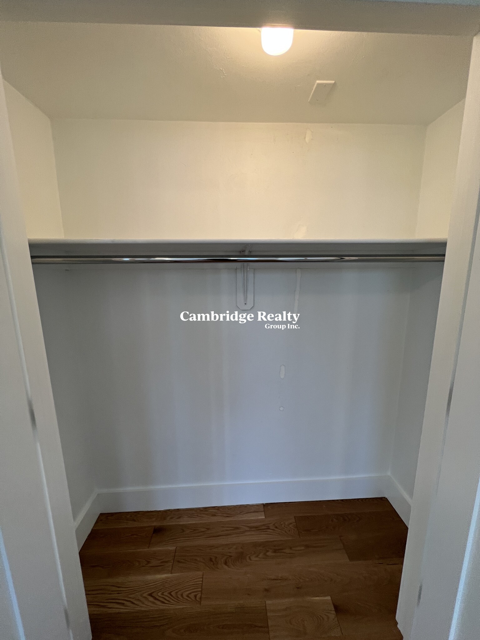 406 Columbia St, Wellington-Harrington