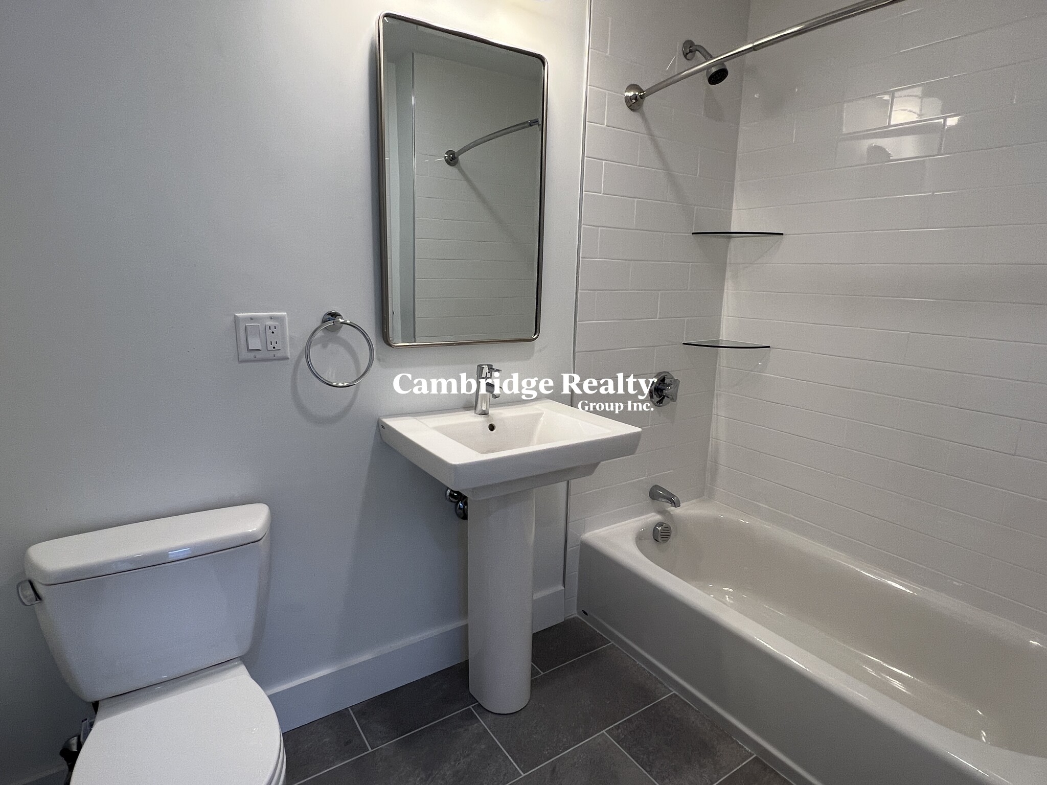 406 Columbia St, Wellington-Harrington