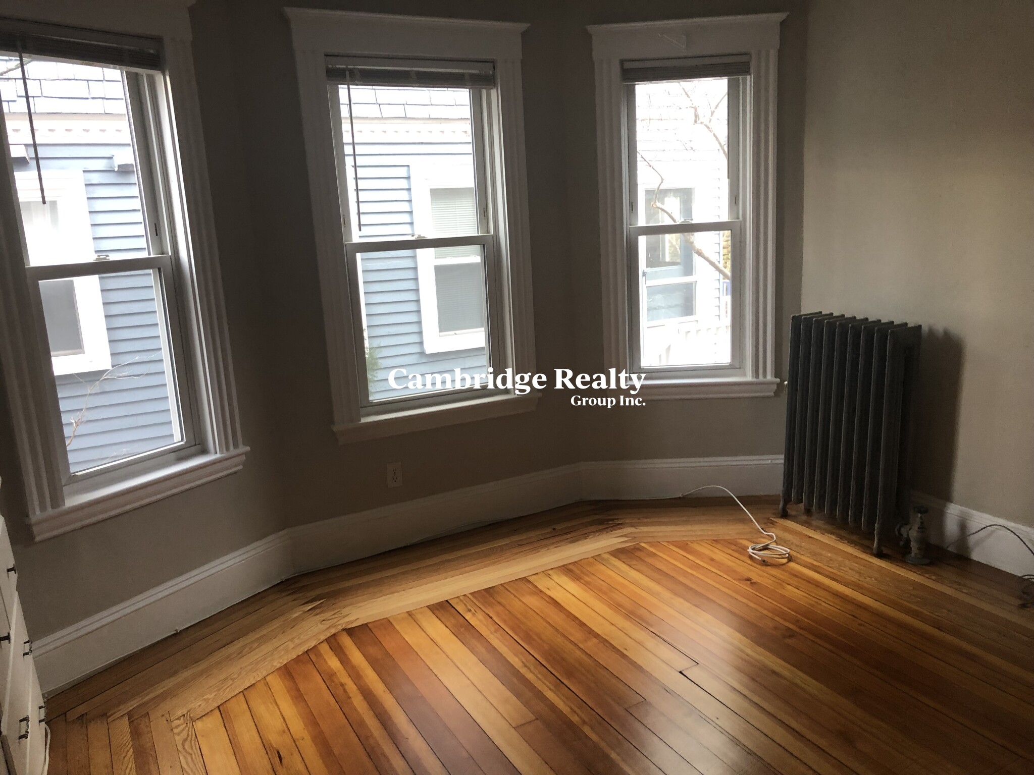 10 Cambridge Ter, Porter Square