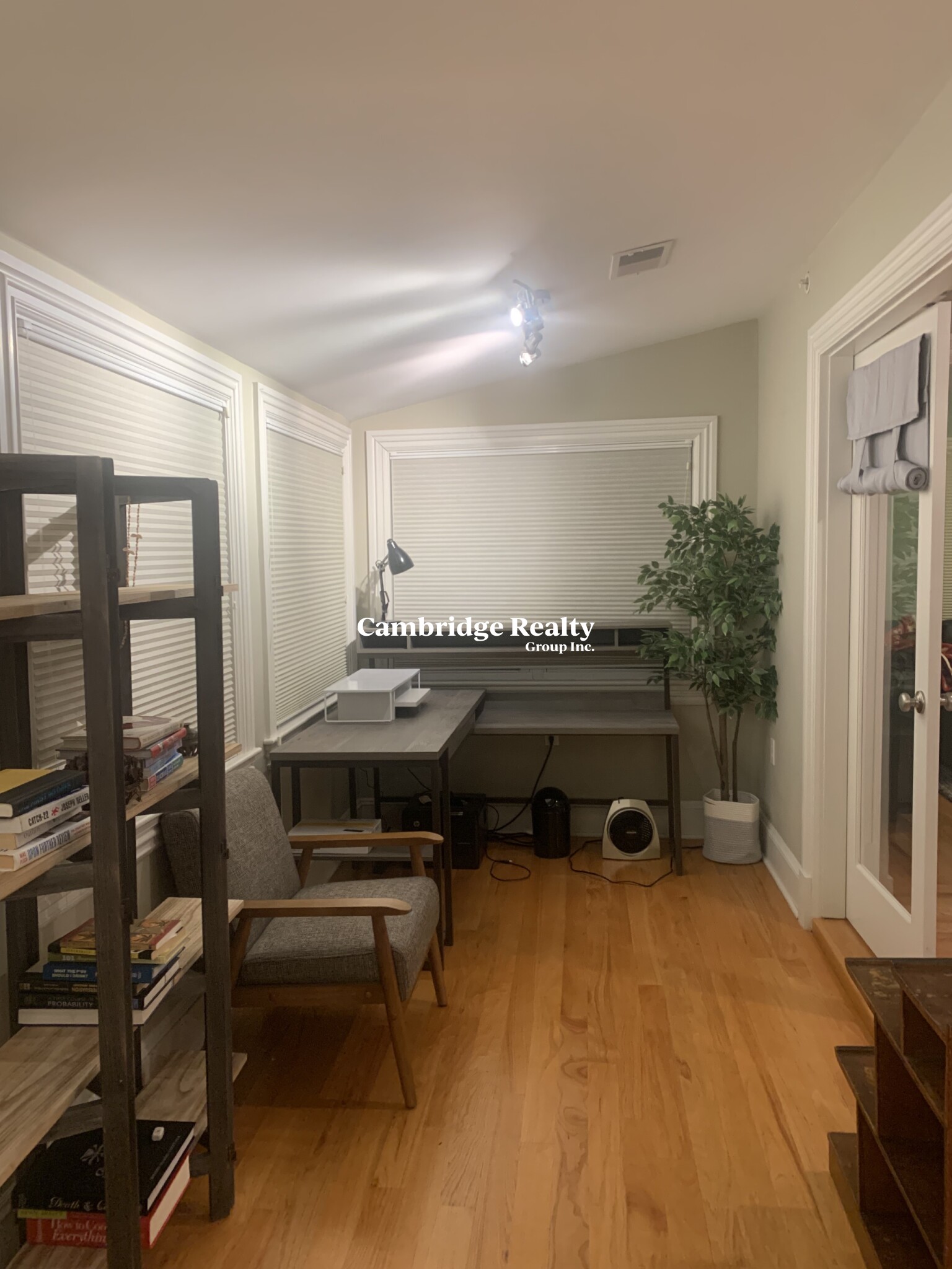 8 Russell St, North Cambridge