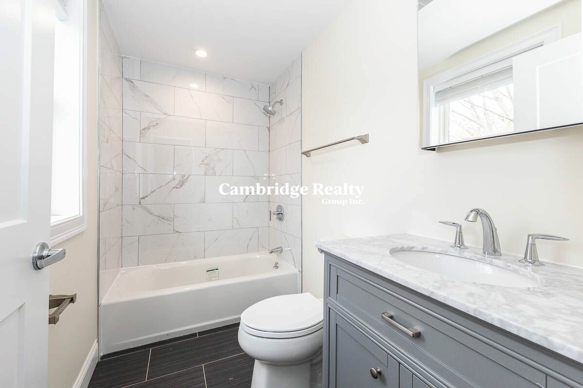 39 Harvard St, Medford