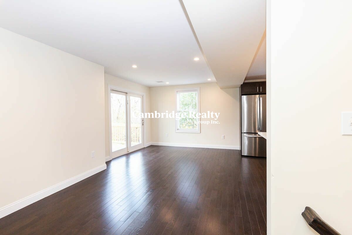 39 Harvard St, Medford