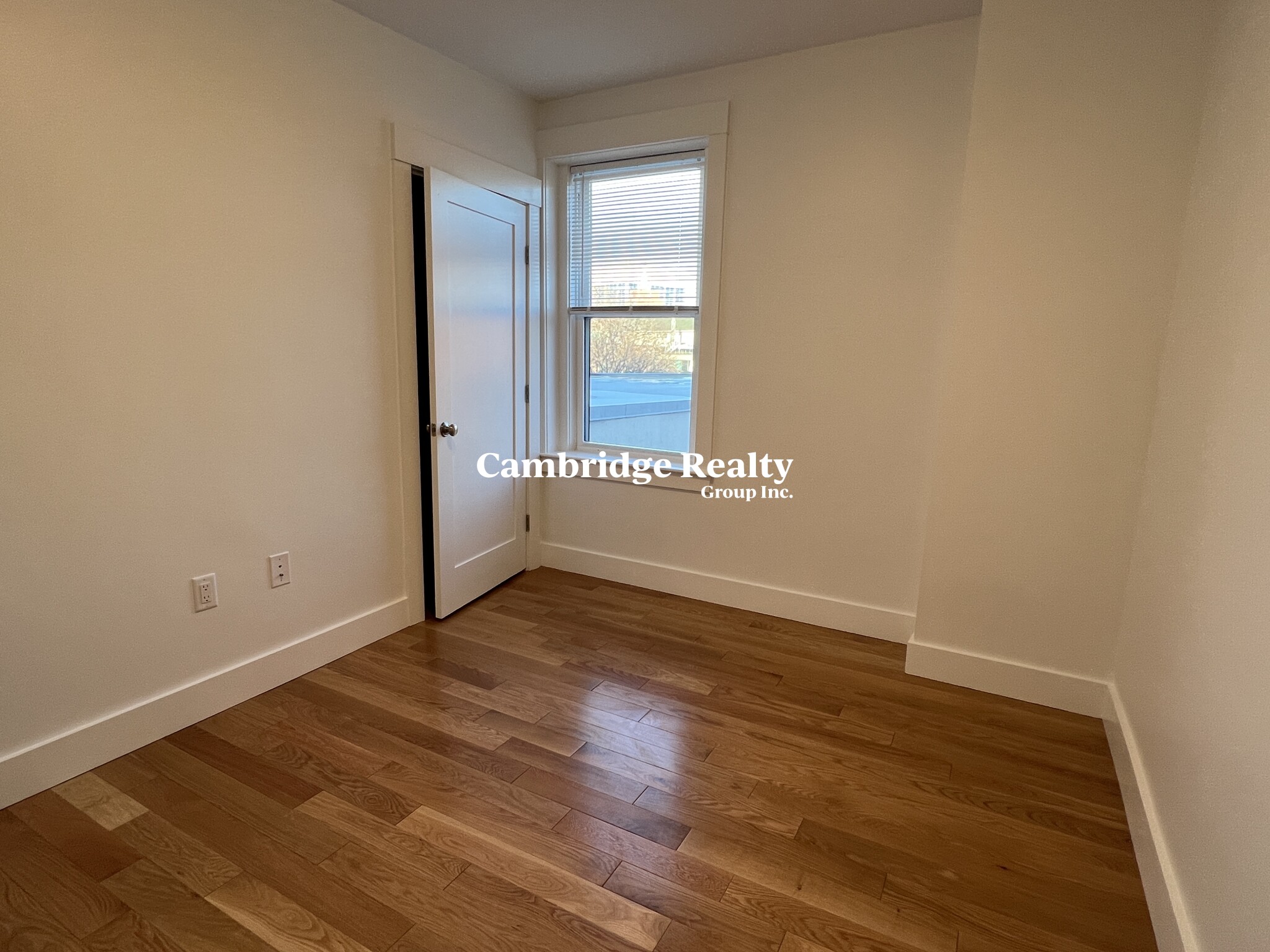 406 Columbia St, Inman Square