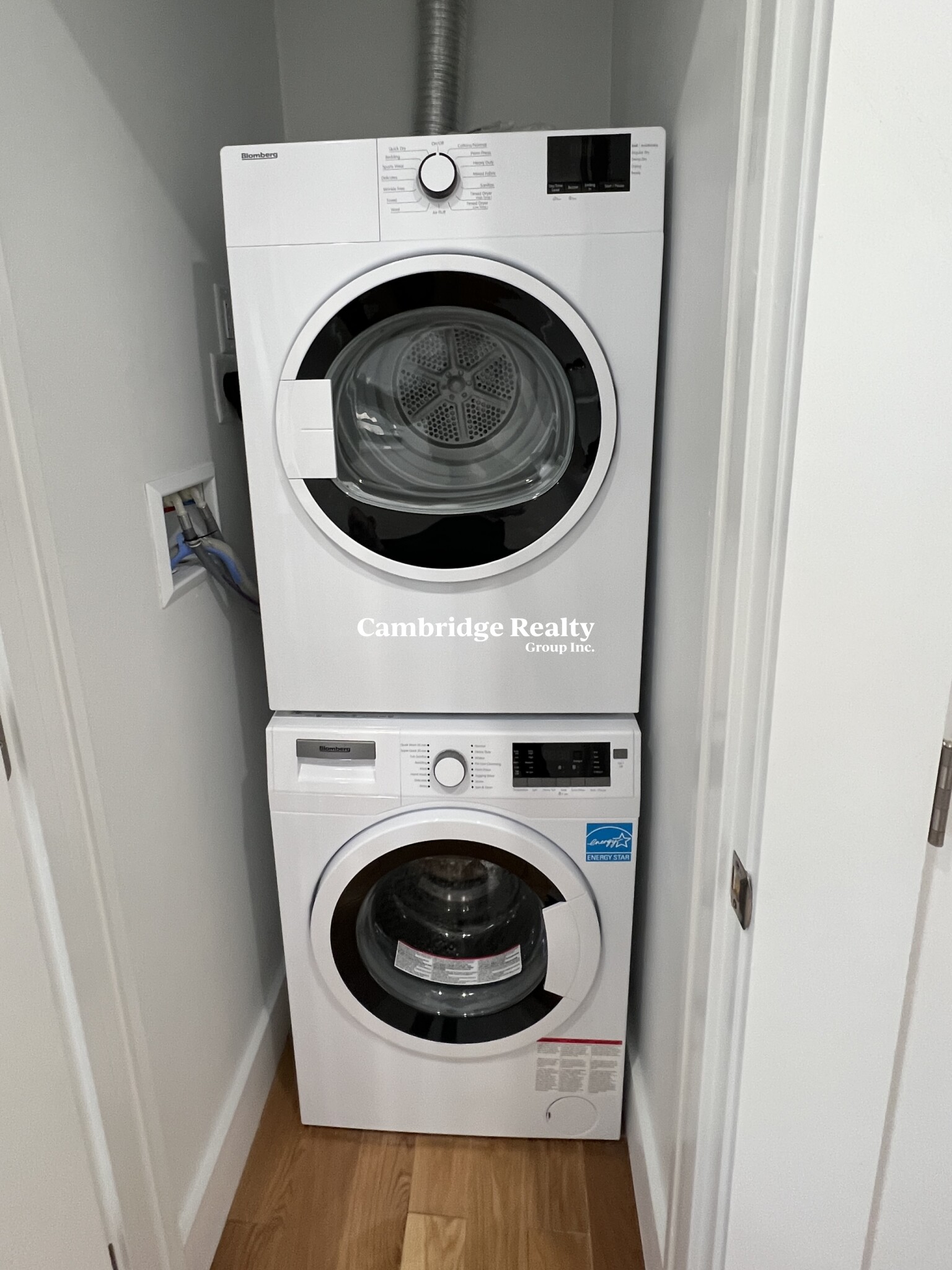 406 Columbia St, Inman Square