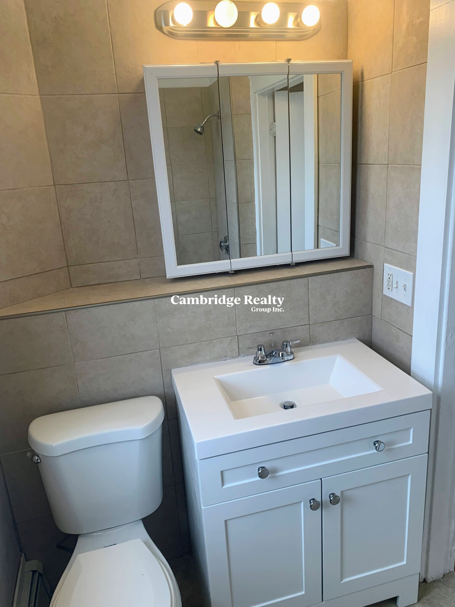 355 Medford St, Winter Hill