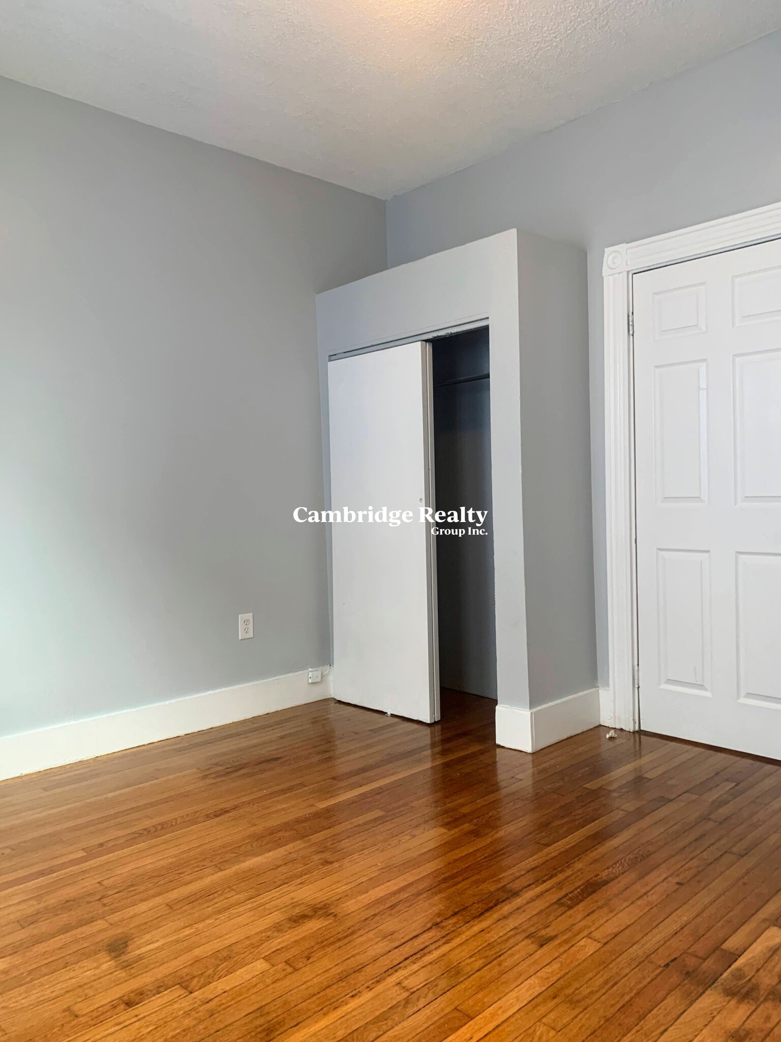 355 Medford St, Winter Hill