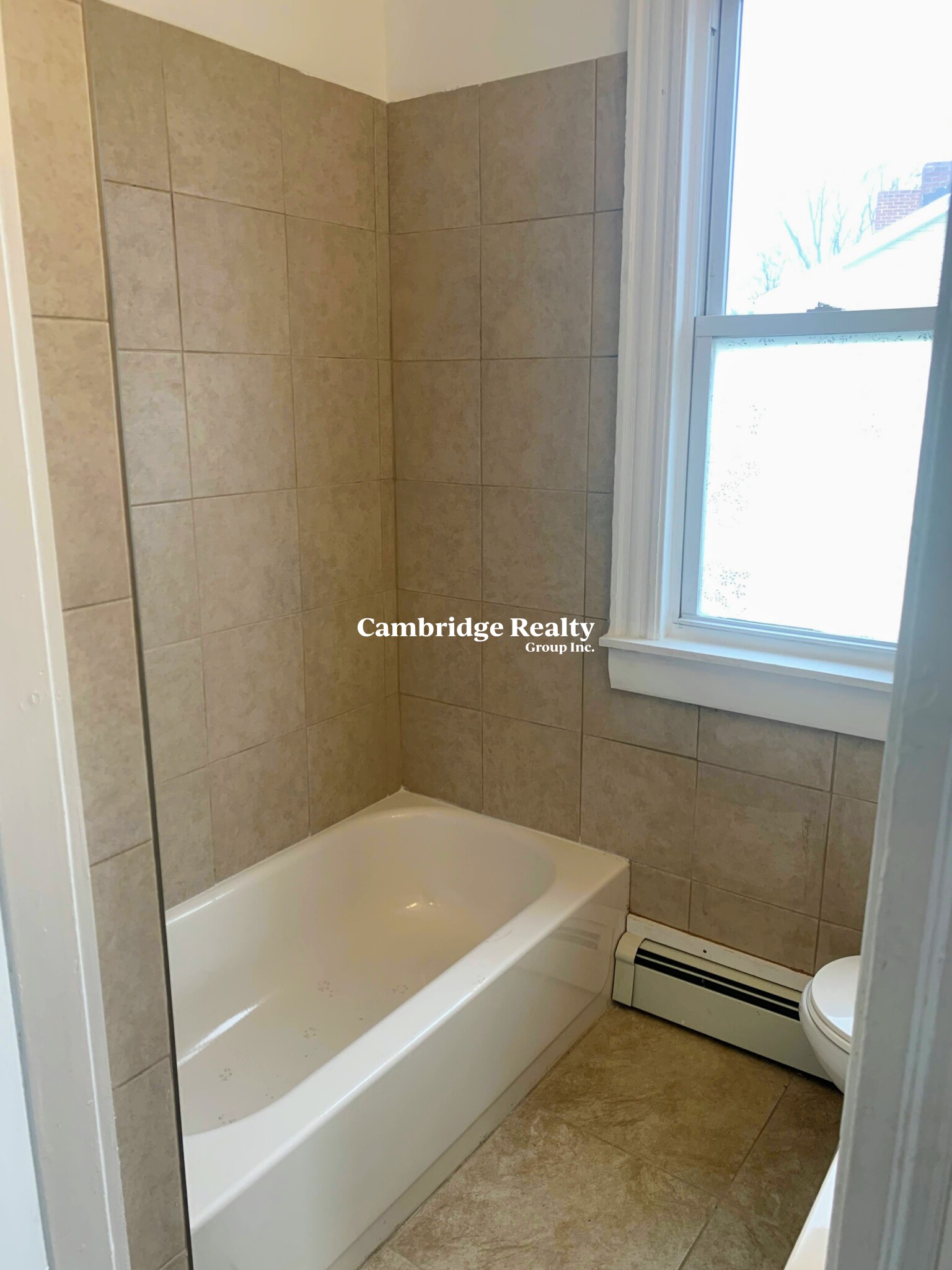 355 Medford St, Winter Hill