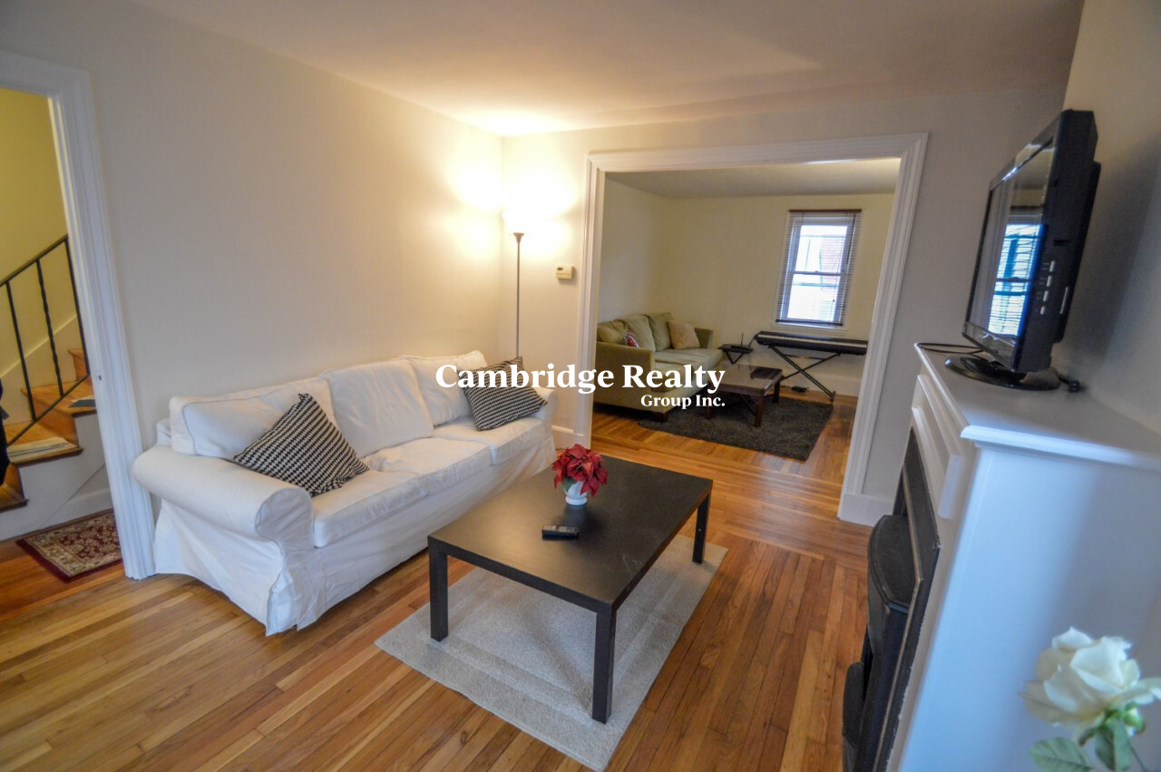 216 Norfolk St, Cambridgeport