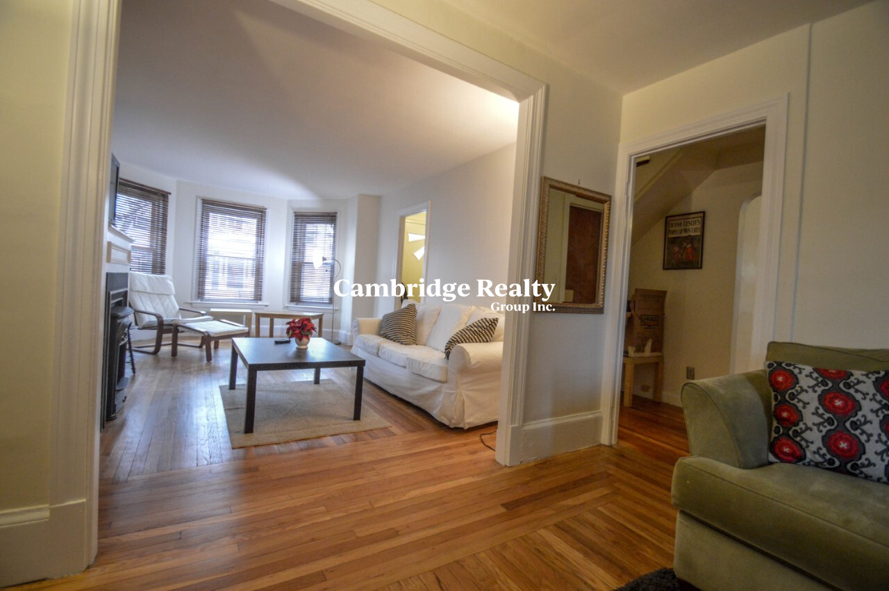 216 Norfolk St, Cambridgeport