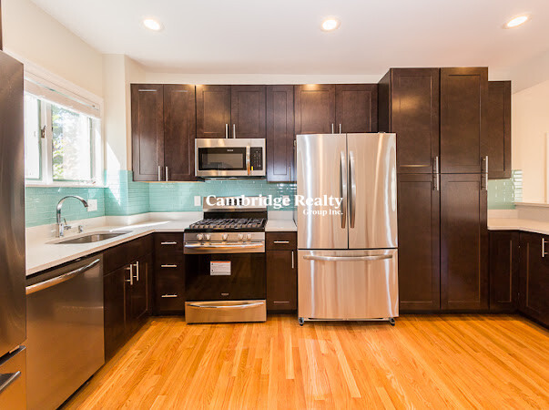 126 Monument St, West Medford