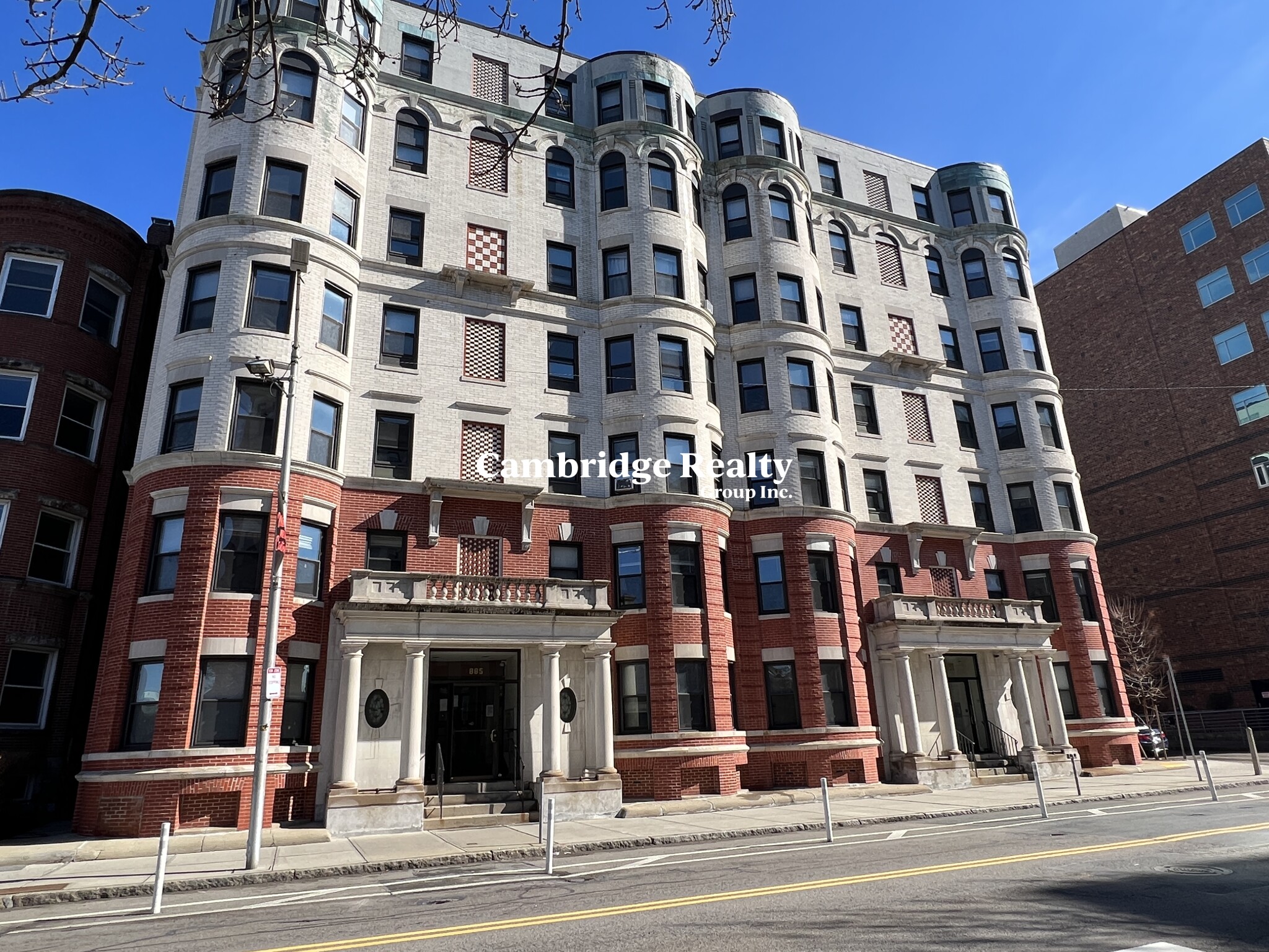881 Massachusetts Ave, Central Square