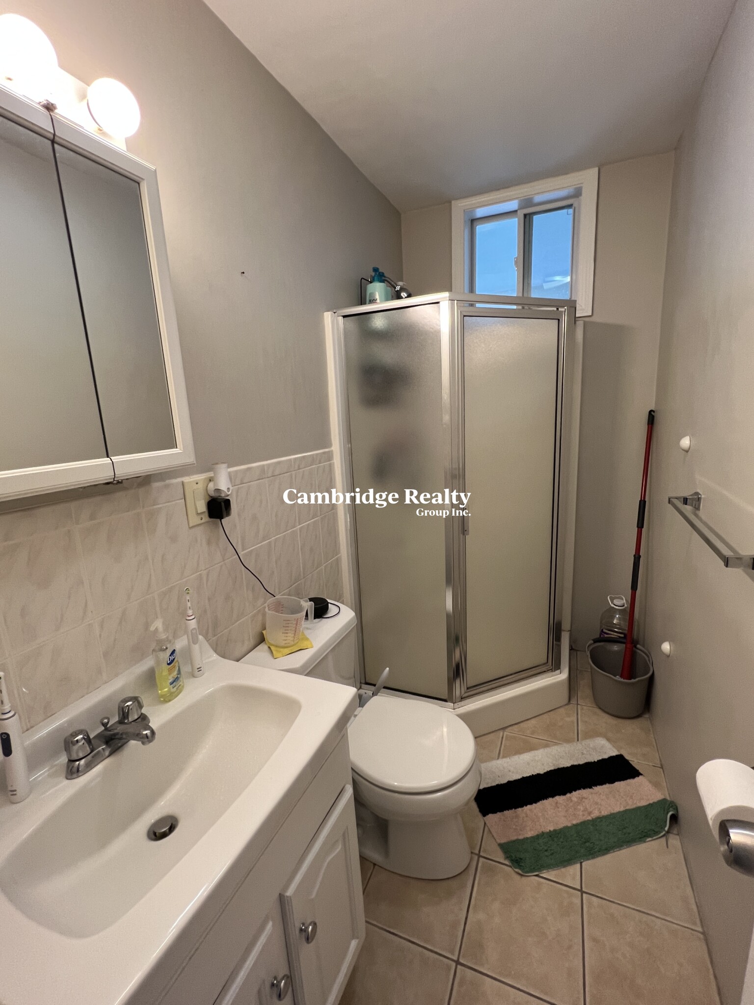 158 Holland St, Teele Square