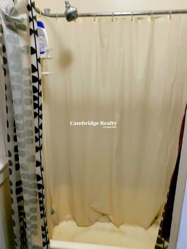 1264 Cambridge St, Inman Square