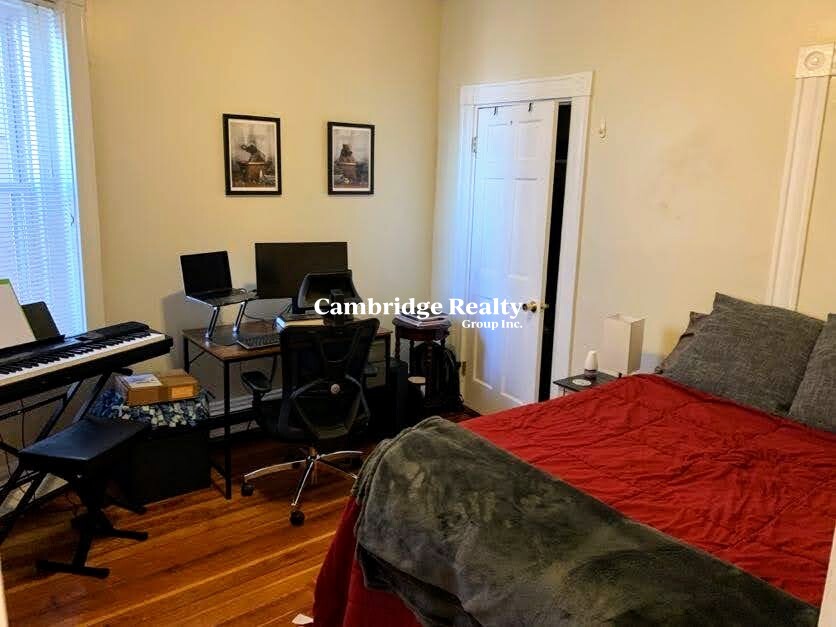 1264 Cambridge St, Inman Square