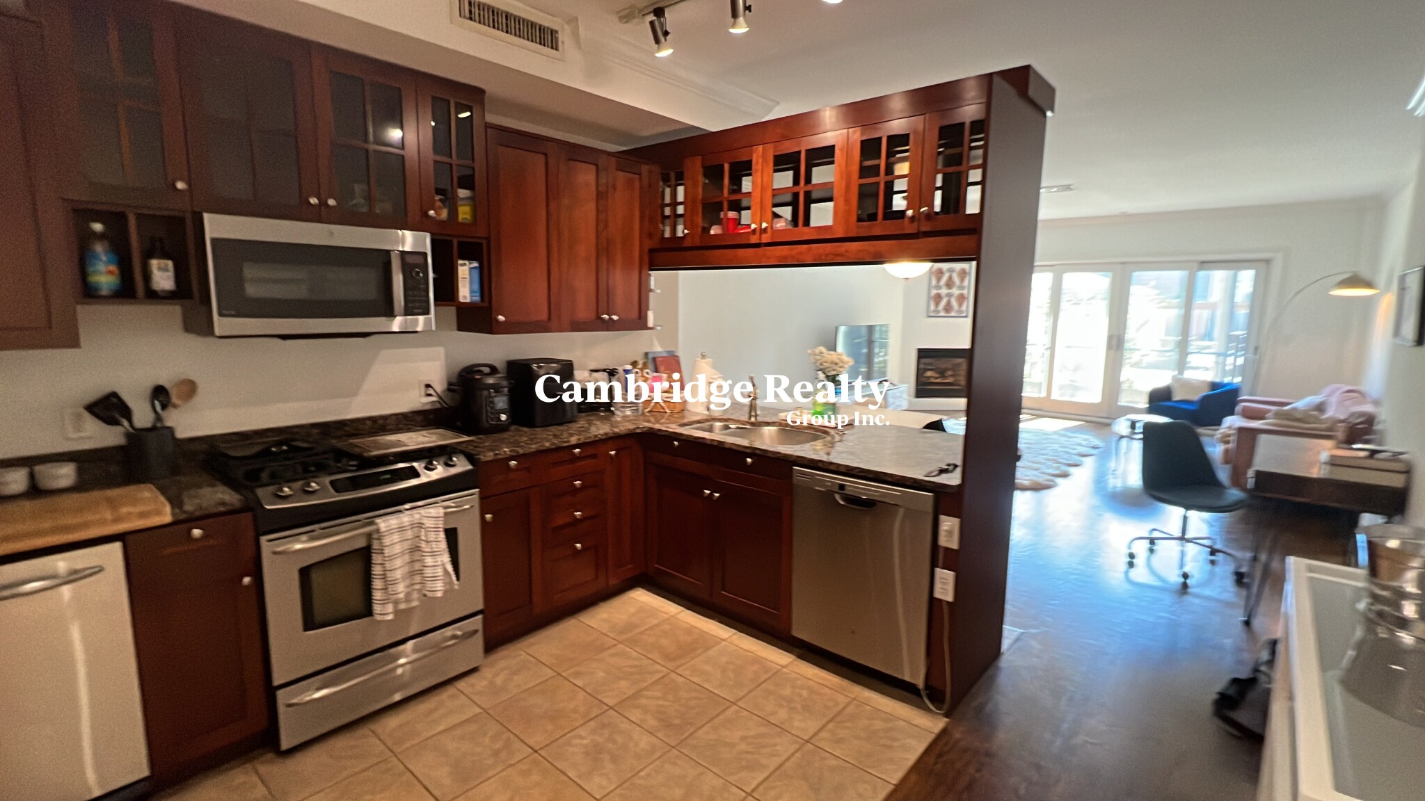 165 Beacon St, Inman Square