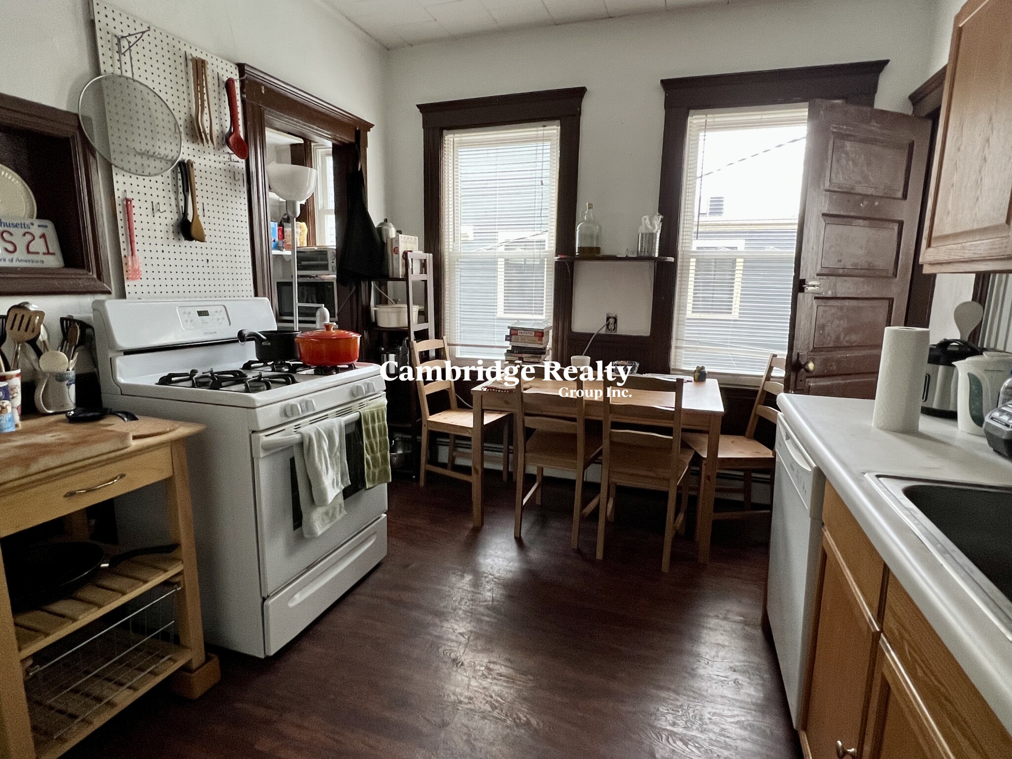 122 Columbia St, Central Square