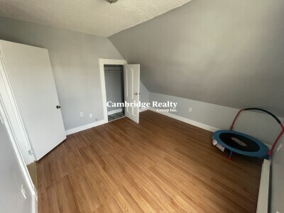 355 Medford St, Winter Hill