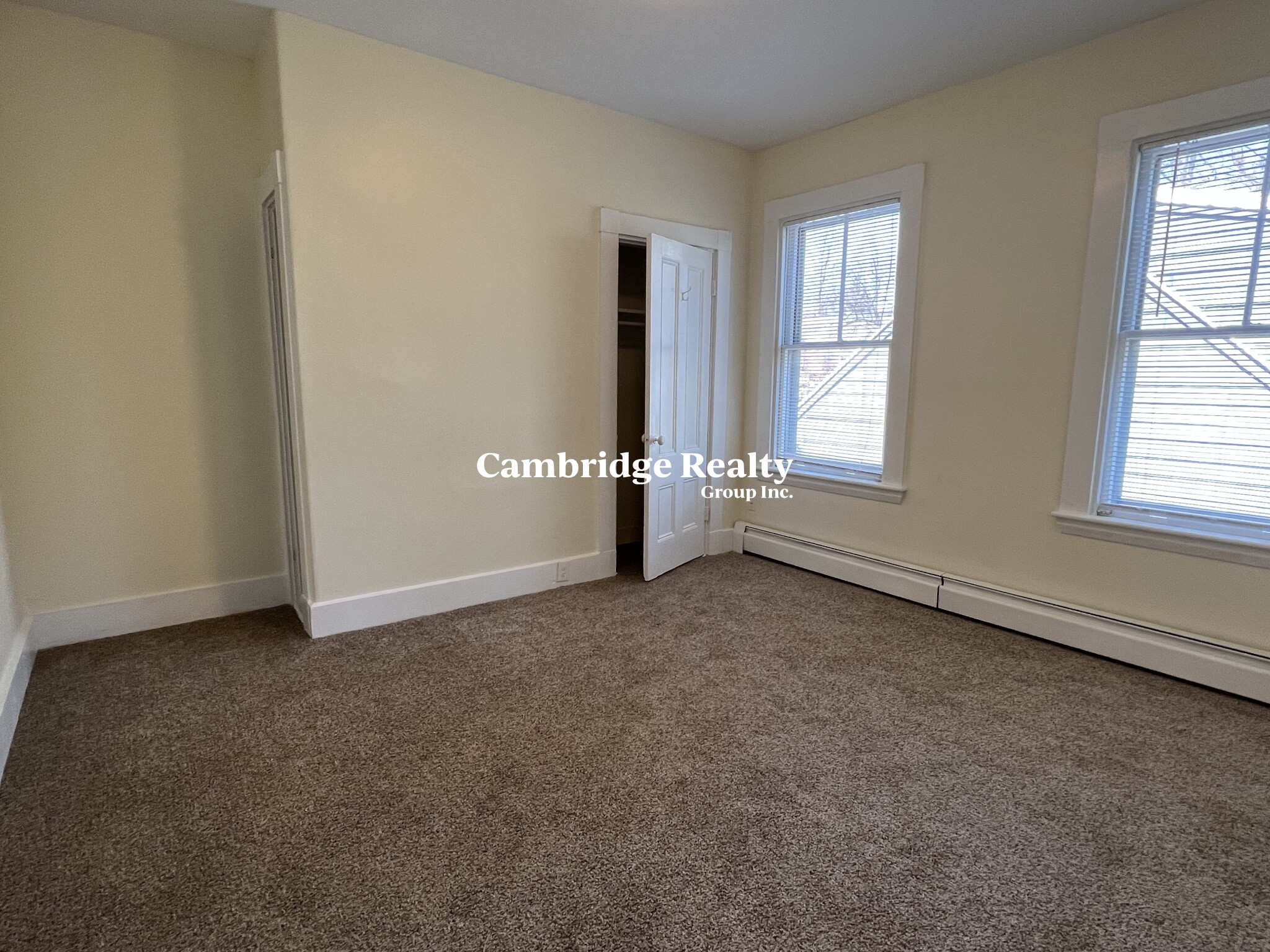 65 71 Holworthy St, West Cambridge