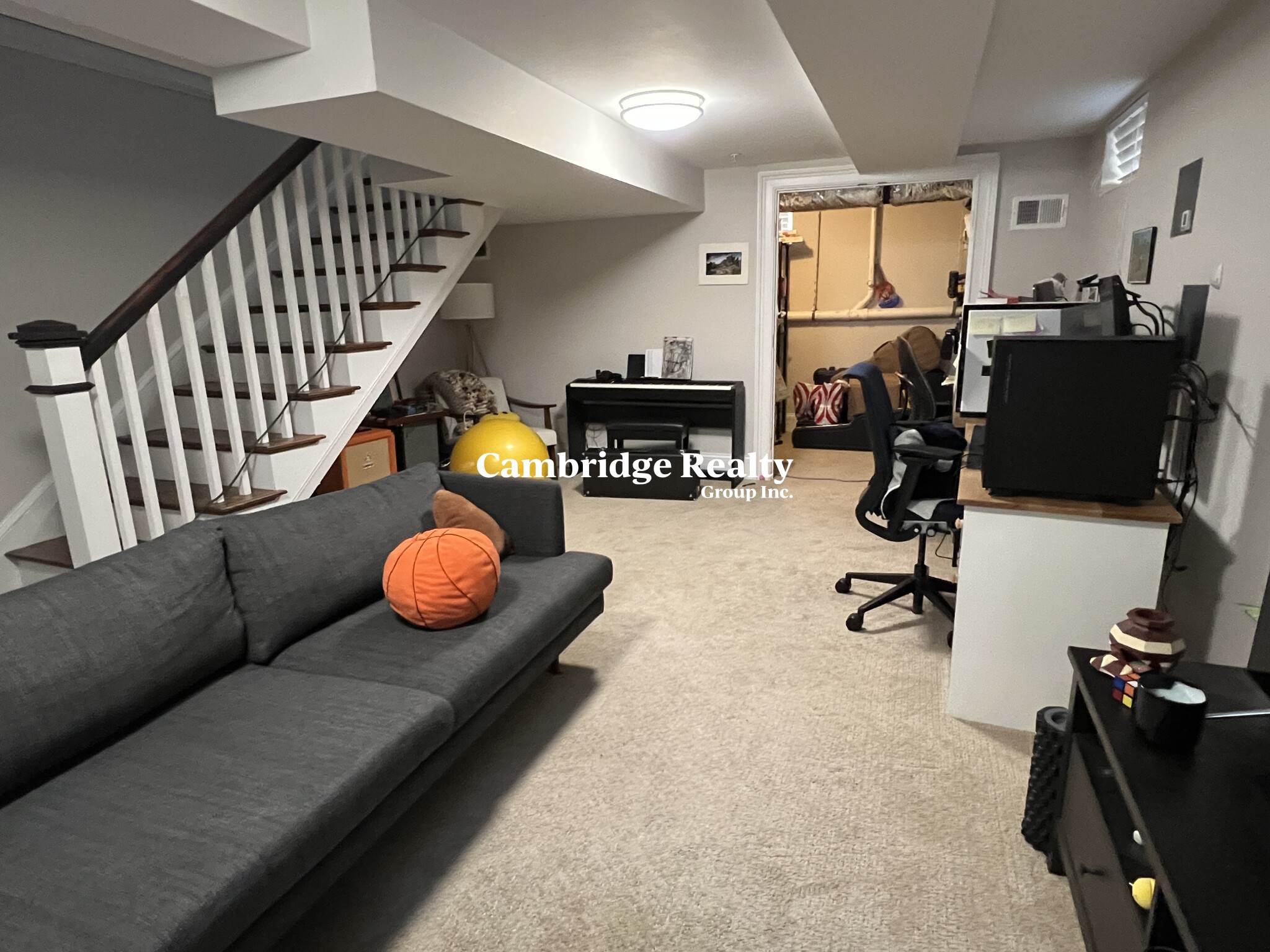 124 Columbia St, The Port