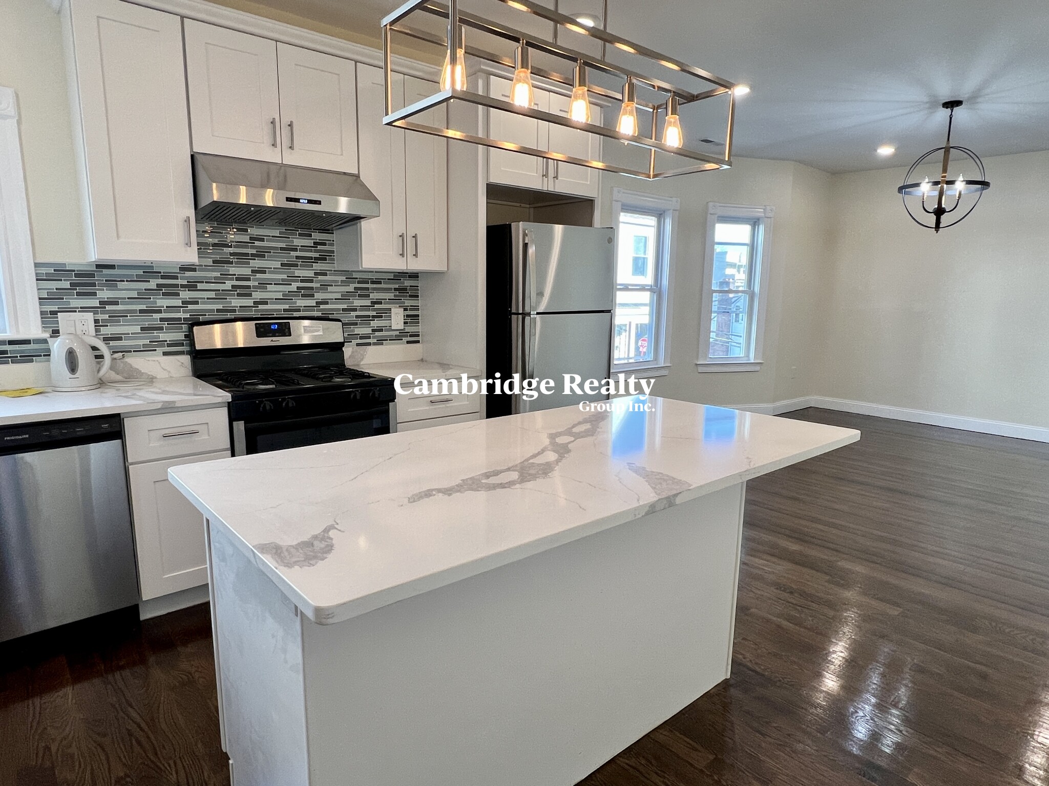 231 233 Summer St, Spring Hill