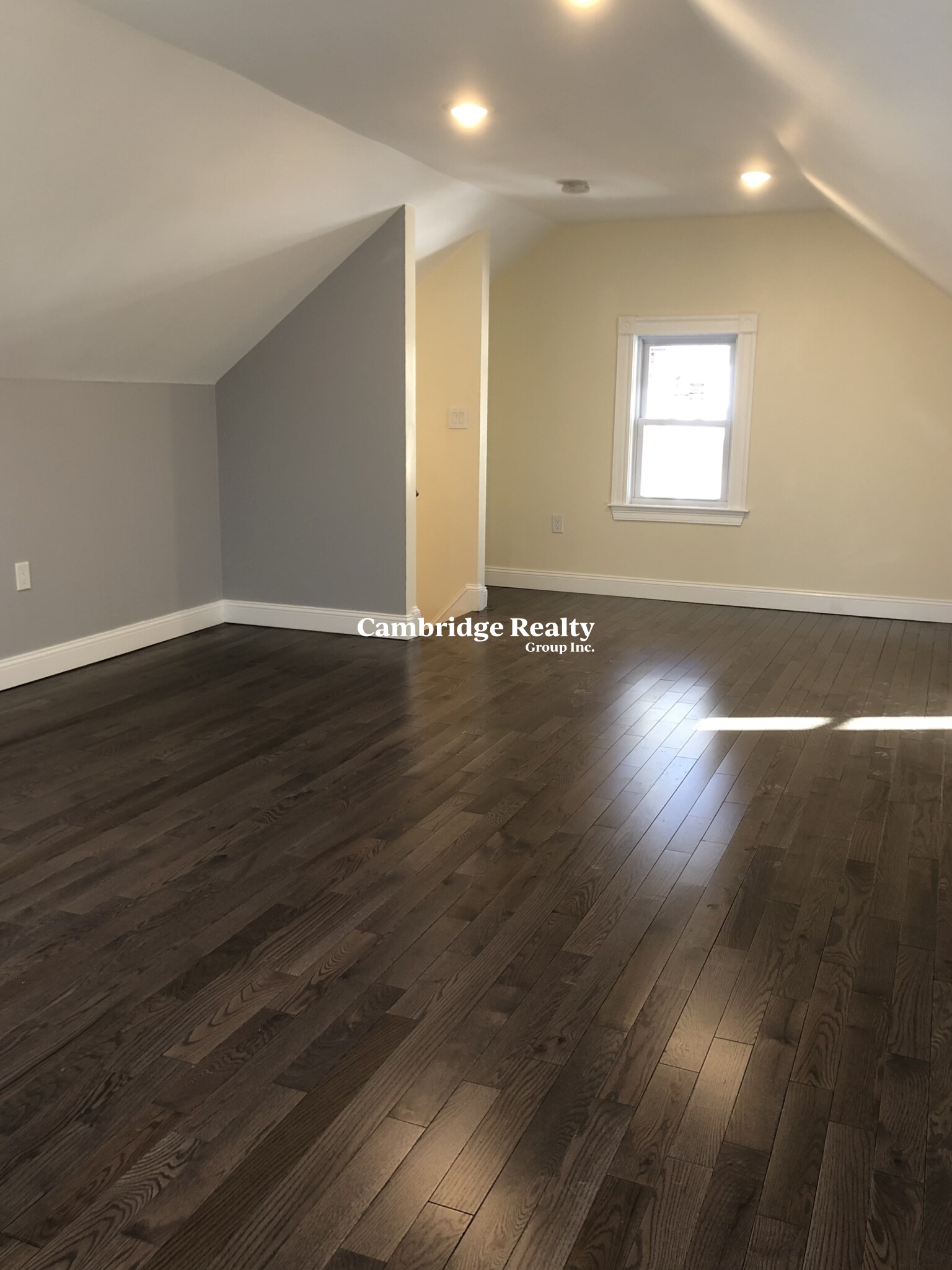 231 233 Summer St, Spring Hill