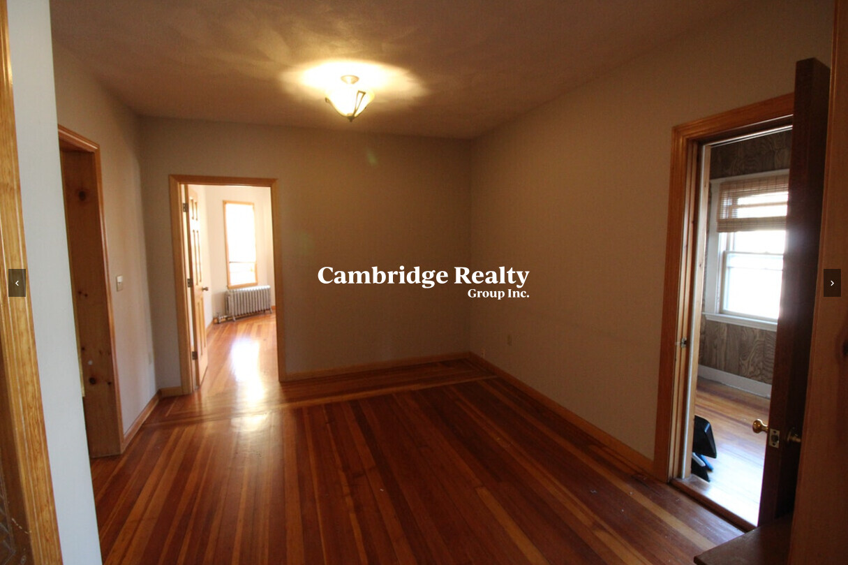 27 Princeton St, South Medford