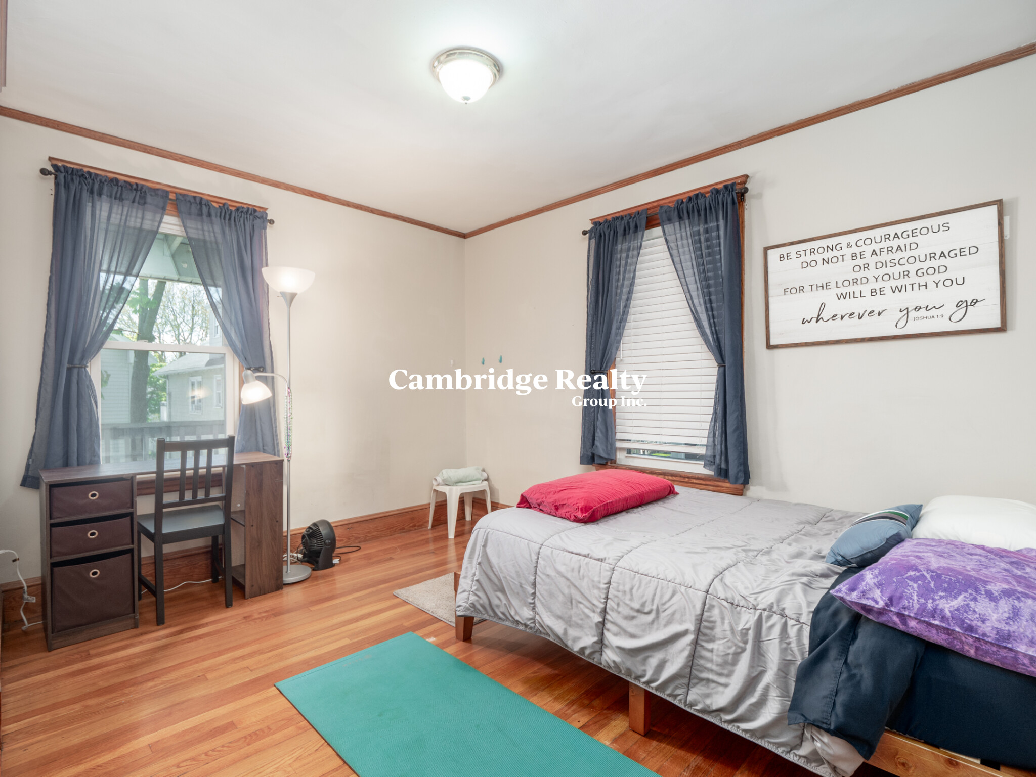 54 Upland Rd, West Somerville