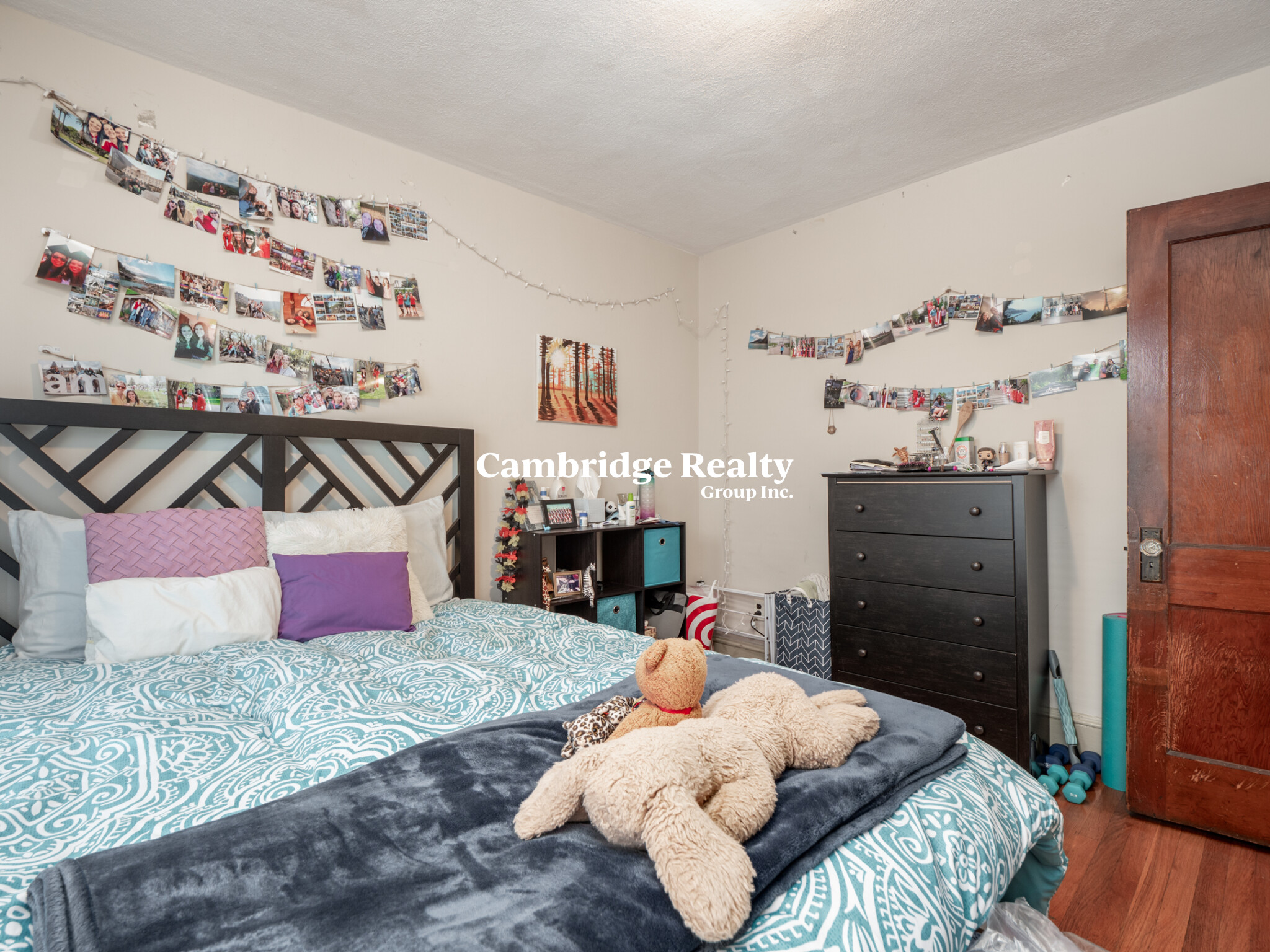 54 Upland Rd, West Somerville