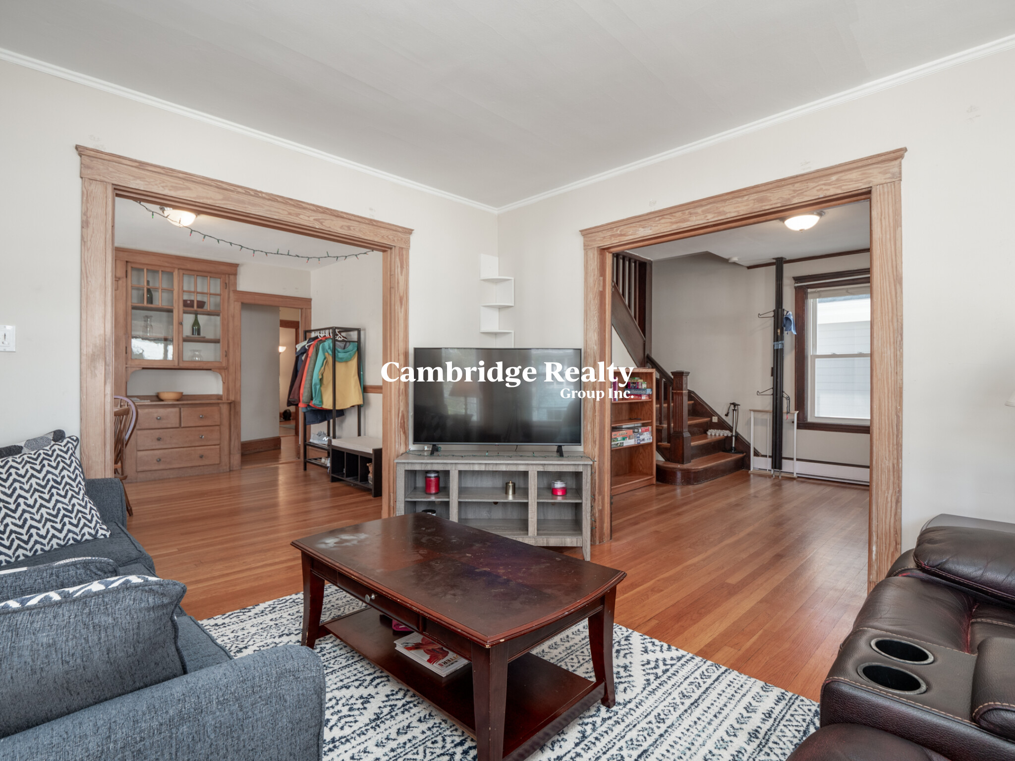 54 Upland Rd, West Somerville