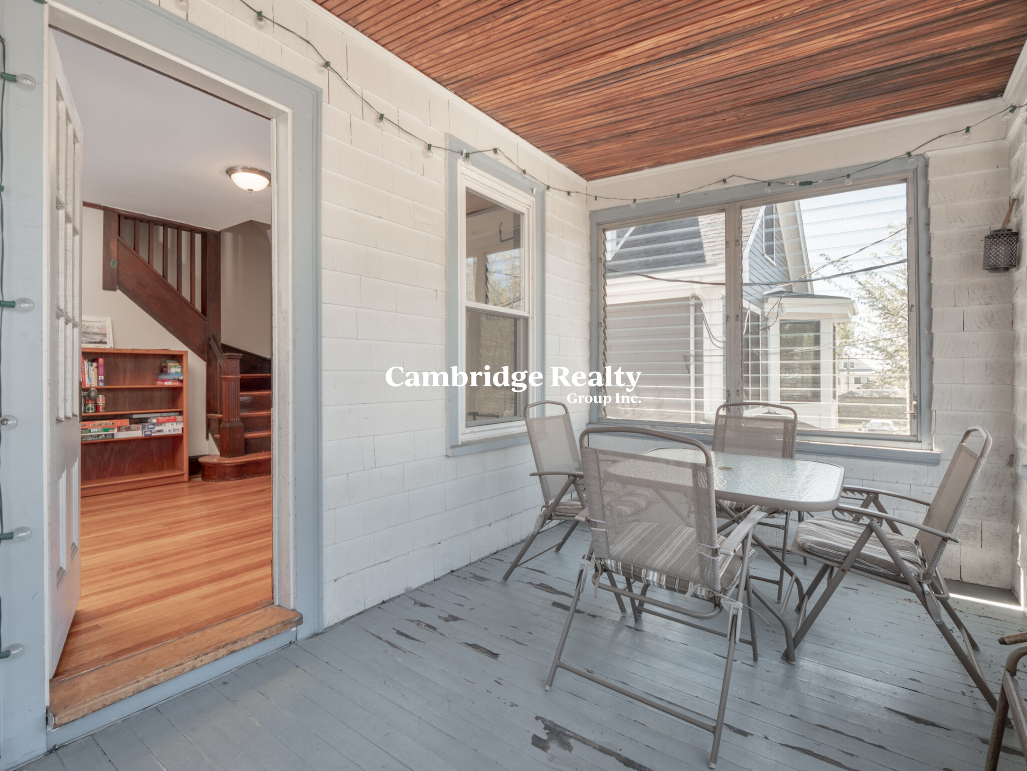 54 Upland Rd, West Somerville