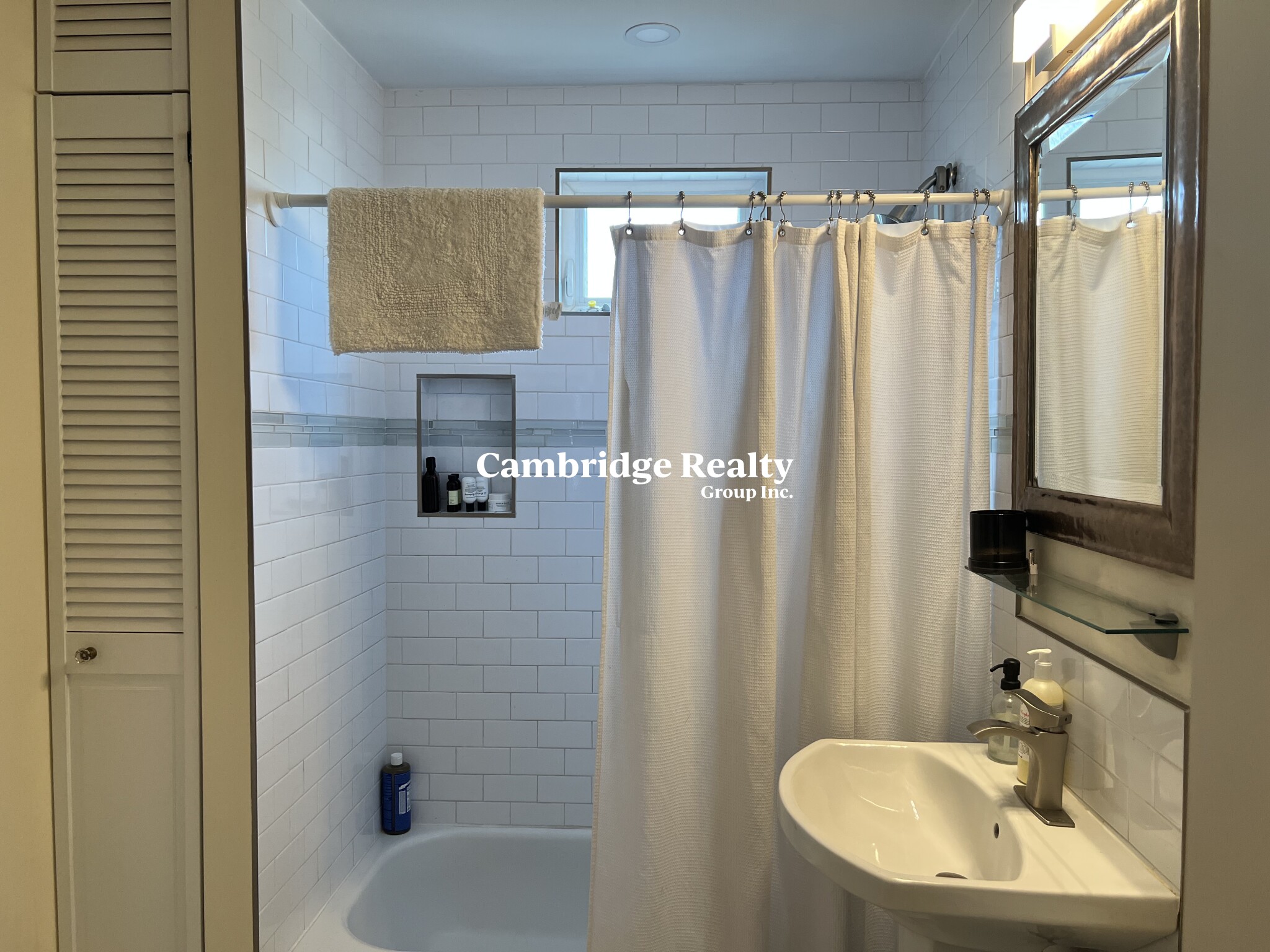 244 Chestnut St, Cambridgeport