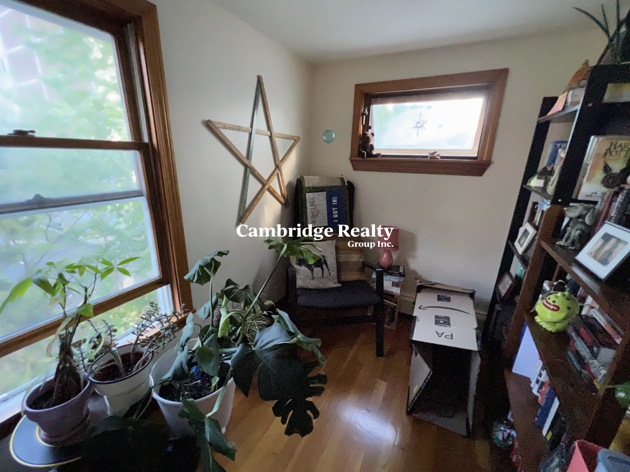 500 Green St, Central Square