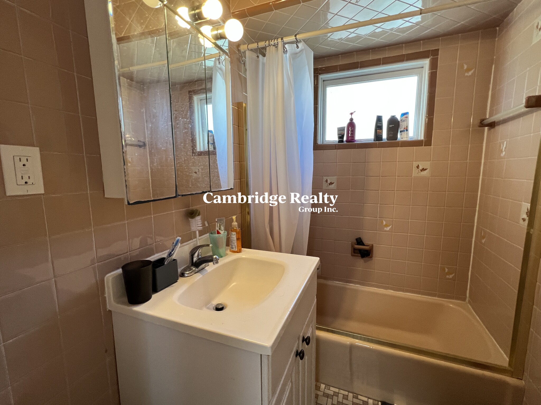 270 Harvard St, Medford