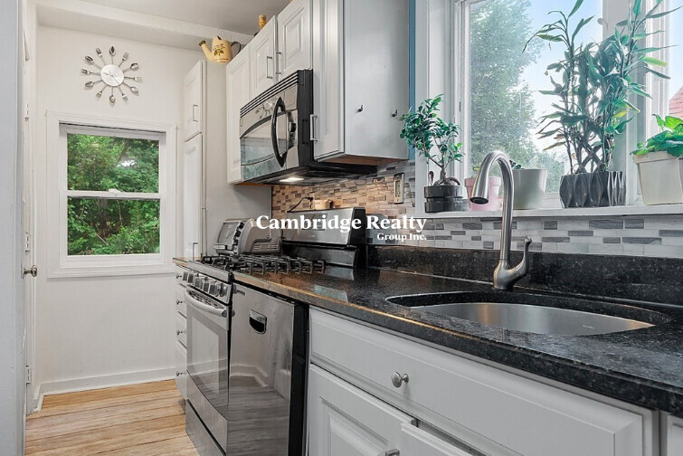 17 Albion Pl, Winter Hill