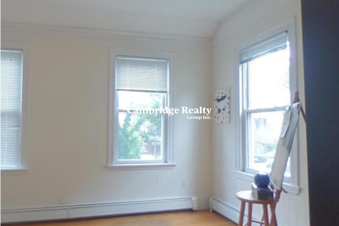 45 Franklin St, East Somerville