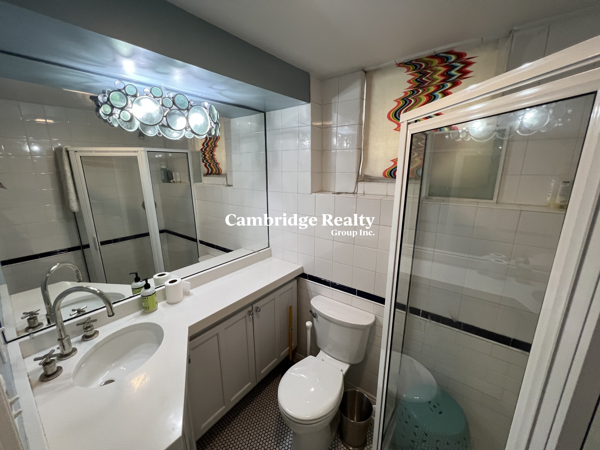 121 Columbia St, The Port