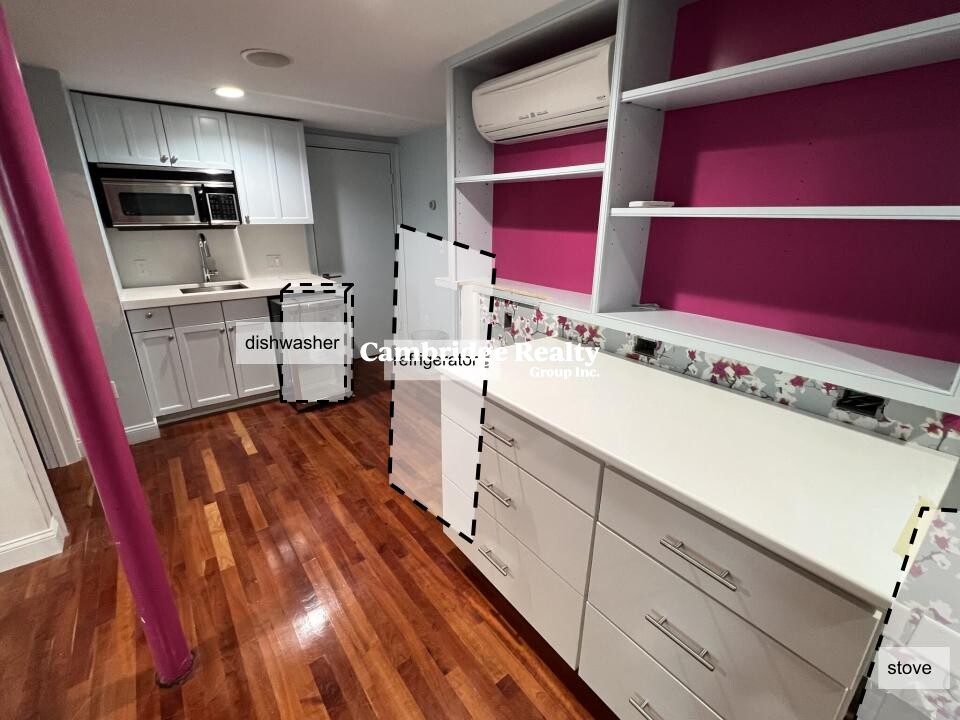 121 Columbia St, The Port