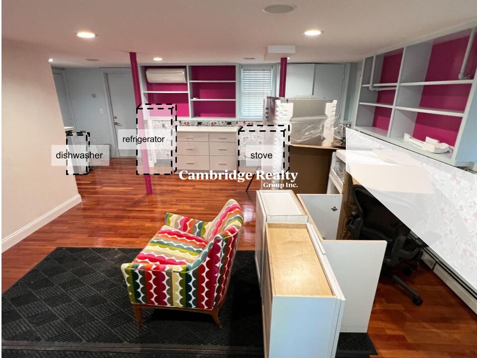 121 Columbia St, The Port