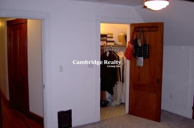 16 Edward Sullivan Rd, West Cambridge