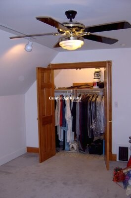 16 Edward Sullivan Rd, West Cambridge