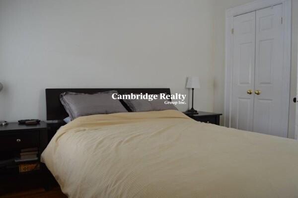 14 Edward Sullivan Rd, East Cambridge