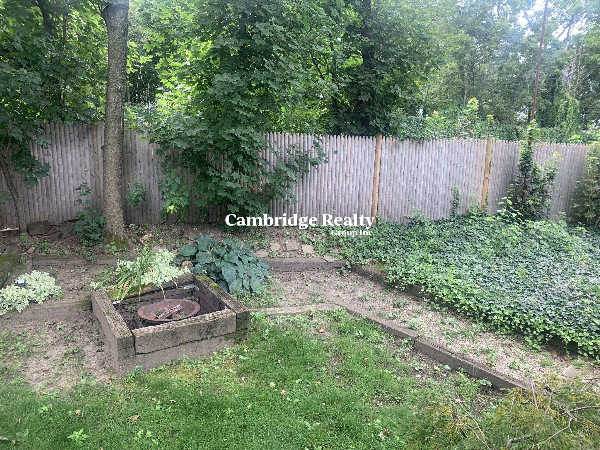 48 Orchard St, Medford