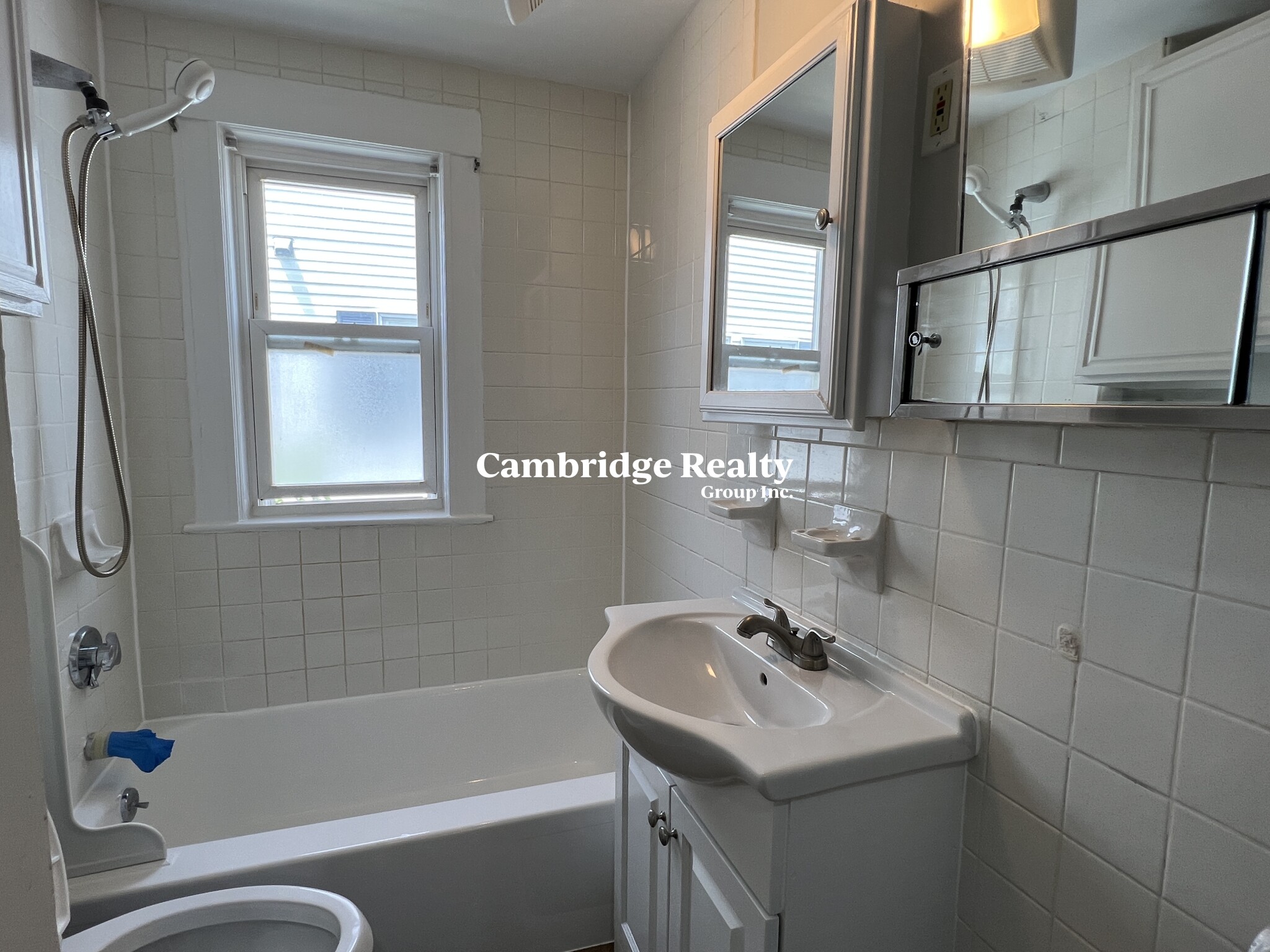 6 Edgar Ter, Winter Hill